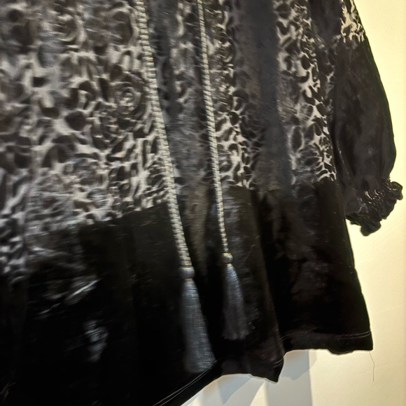 Jones New York Black Velvet and Sheer Floral Blouse - Picture 3 of 5